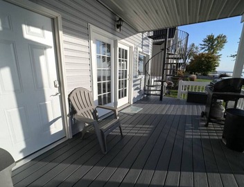 Sandcastle Way| Historic Oneida Lakefront Condo 3 3
