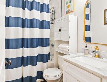 Insta Ready Meets Modern Comfort - Stylish 2BD/2BA 2