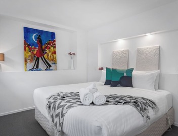 Cosy Cottesloe - 2 Bedroom Unit - Free Parking - Lindisfarne 4