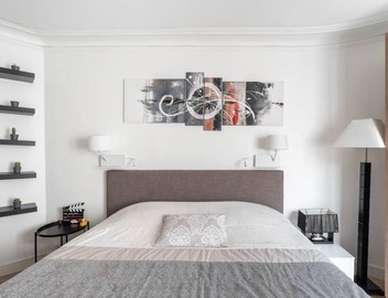Haussmannian apartment - top floor 5