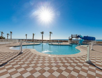 Newly Opened Beach Condo! 3 Bedrooms! ~Weekly Specials~ 4