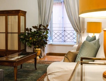 New Listing: La Magnolia, A/C, Balcony, Office, Piazza Navona/Spanish Steps 5