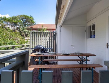 Bondi Sands is a restful and minimal 2-bed apartment, minutes from the iconic beach 4