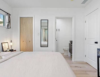 The Bluffs: Modern Bungalow, Private yard, SoFi 5