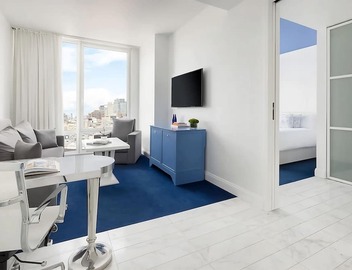 3 Awe-Inspiring Units w/City Skyline Background Views! Pets Allowed, Parking! 4