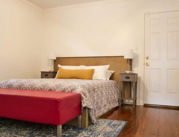 Eclectic Uptown Apt | Blocks to Magazine Street 5