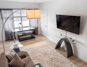 COZY URBAN RETREAT: NEWLY REMODELED 1BR NOHO APARTMENT w/FENCED PATIO (p60) 3