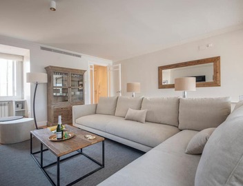 Five Bedroom duplex apartment with sunny terrace - You Stylish 2