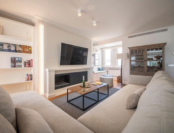 Five Bedroom duplex apartment with sunny terrace - You Stylish 4