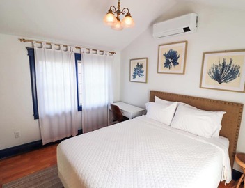 WestEnd Large Penthouse walk to Old Port w/Parking 3