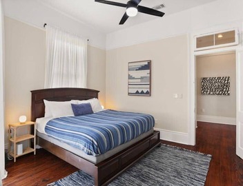 Fab Marigny | 2BD Flat | Close to French Quarter 2