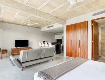 Sophisticated - Large Loft With Pool 2