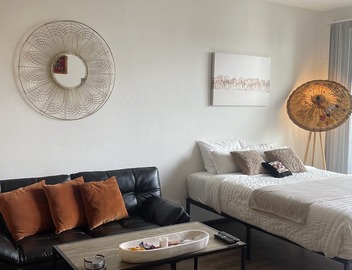 Peaceful 1-Bedroom Oasis by the Ocean · Free Parking · Pool · Gym · Hot Tub 2
