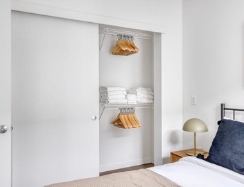 Modern Central District 1BR w/Gym & BBQ, nr downtown, by Blueground 4