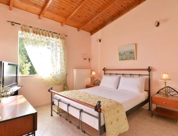 Domelia's Luxury Apartment near Airport & beach 4