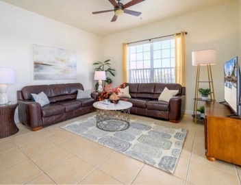 Vista Cay Lakeview Serenade, Next to Pool. Walk to Epic Universe and the OCCC 2