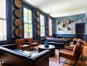 Historic Woodford Buffalo Trace Distil - Sleeps 24 4
