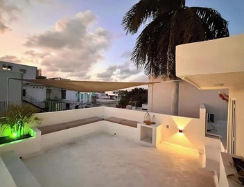 Romantic Studio | Downtown Cancun | Rooftop & AC 4