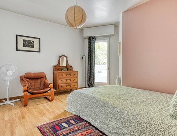 3 bedroom apartment with balconies 4