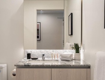 Level- Extended Stay Getaway. One Bedroom Suite 4