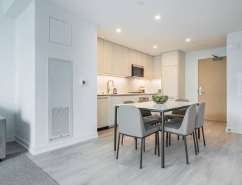 Level- Extended Stay Getaway. One Bedroom Suite 3