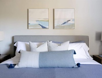 Walk distance to Old Town Scottsdale. Heated pool,spa,ground lvl unit,Maya Codos 2