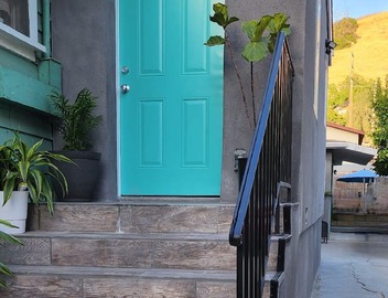 Modern Furnished ADU Near Metro LA – Mid‑Term Ready 5
