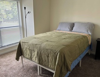 5 minutes to the Ballantyne area townhome 2
