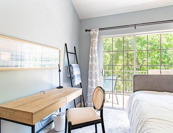Quiet, City Center Condo - 1 Mile from Hospital 3