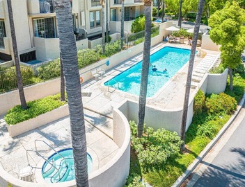 Quiet, City Center Condo - 1 Mile from Hospital 3