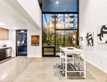 Elegant design meets optimal location amid the natural beauty of Downtown Redmond. 2