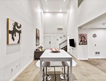 Elegant design meets optimal location amid the natural beauty of Downtown Redmond. 3