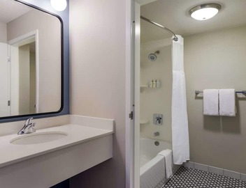 Unwind by the Bay with Stunning San Francisco Views! Pet-friendly Property! 2