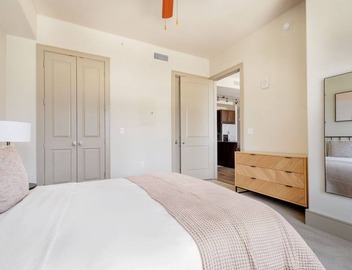 Stellar Downtown 1BR w/Gym & Pool, nr Lady Bird Lake, by Blueground 3