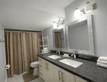 Cozy 3BR Caledon Bsmt Suite w/Private Access & Basketball Court—Near Brampton! 3