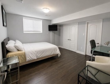 Cozy 3BR Caledon Bsmt Suite w/Private Access & Basketball Court—Near Brampton! 4