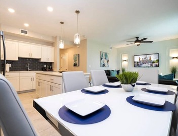 Resort Condo Near Disney + FREE Waterpark | 4721 5