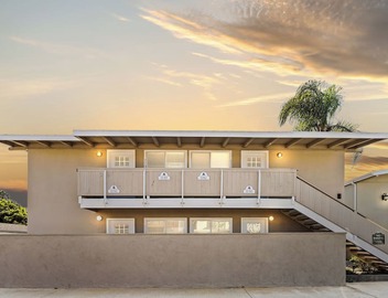 Beach Loft 32 Steps From the Sand 5