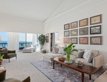 Luxury Beachfront Condo with Remarkable Ocean Views! 2