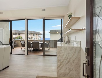 Pacific Bliss - Ocean View Solana Beach Townhome with Resort Amenities 3