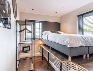 Unieke en Moderne Water Villa in de Buurt van Schiphol en Amsterdam 3