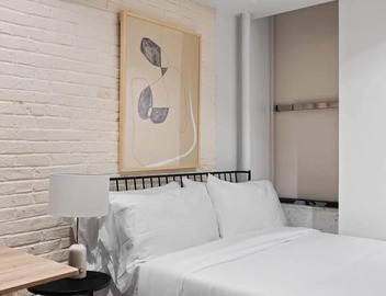 RoveTravel | Highland Place II | Luxe NoMad Home 4