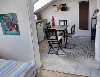 Cozy studio Clichy Levallois 3