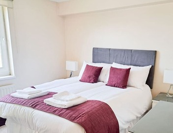 Wimbledon Apartment Is a Fantastic 1 Bedroom Apartment in the centre of Wimbledon with free parking! 2