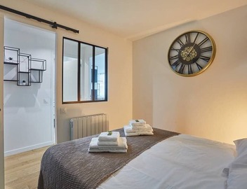 Sublime 3 bedrooms flat center of Paris Montmartre 3