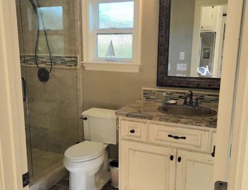 t Adorable- Entire Guest House: Pool, Hot Tub, Beautiful Fountain & Huge Patio! 3