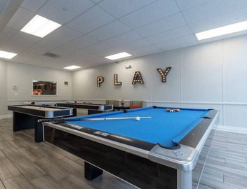 San Clemente Paradise Found! Private Patio, Kitchenette, Pool! 5