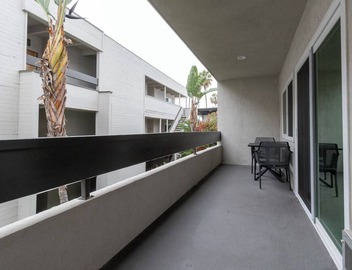 San Clemente Paradise Found! Private Patio, Kitchenette, Pool! 4