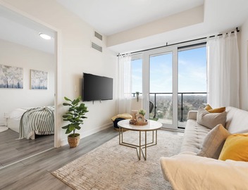 Brand new luxury 1 bedroom 1 bathroom condo in heart of Toronto 3