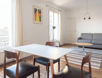 Bright and charming apartment 3